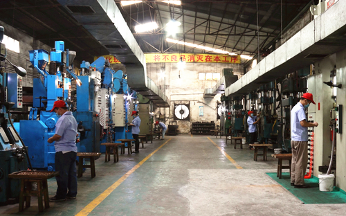 粉末冶金机械零件生产用的成型设备